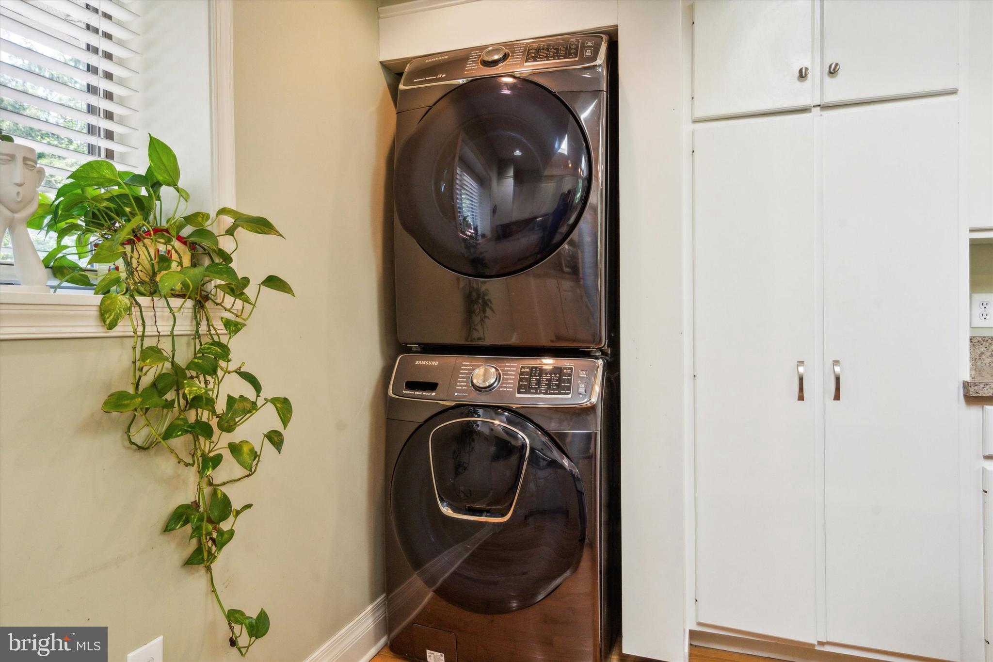 HUNTINGDON VALLEY - Residential