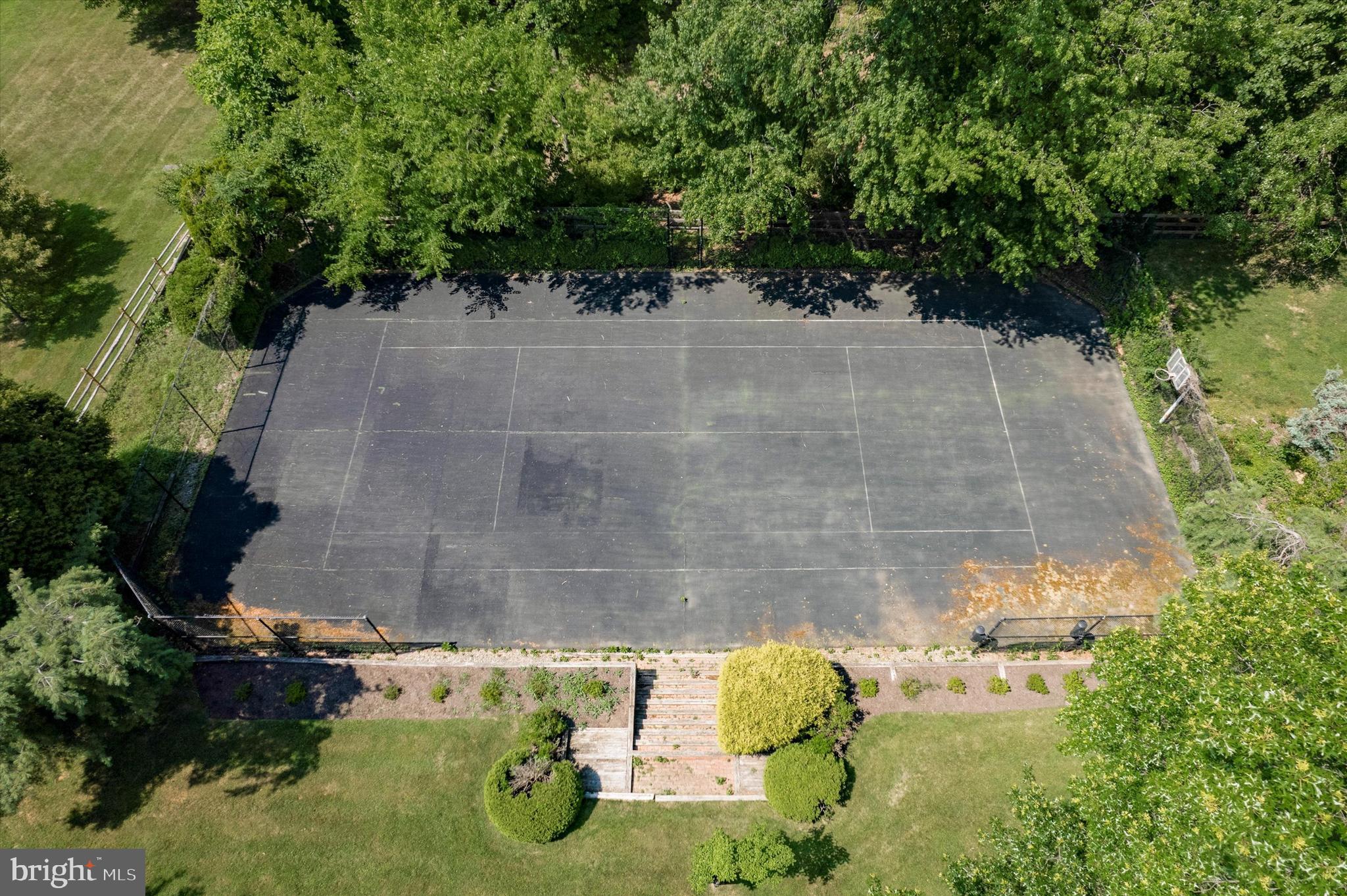 HUNTINGDON VALLEY - Residential