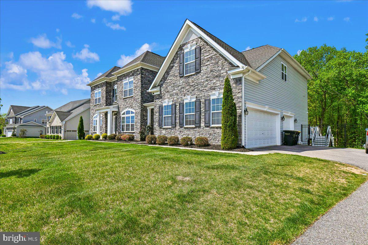 11107 KING GALLAHAN COURT