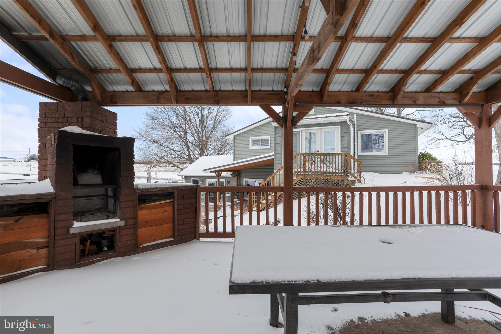 WALKER ROAD - Residential