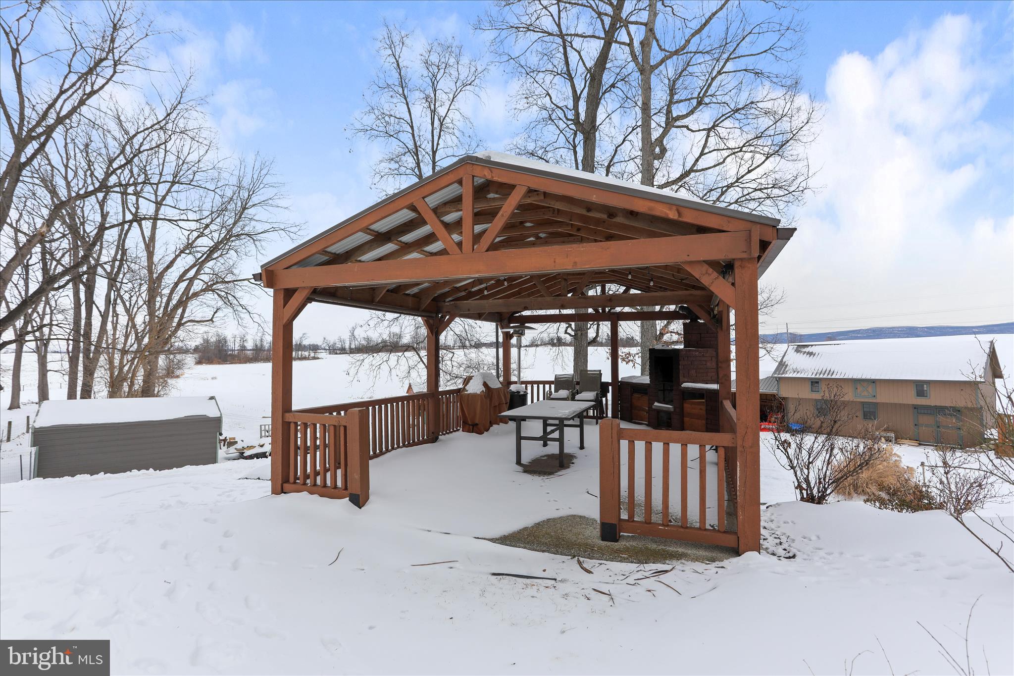 WALKER ROAD - Residential