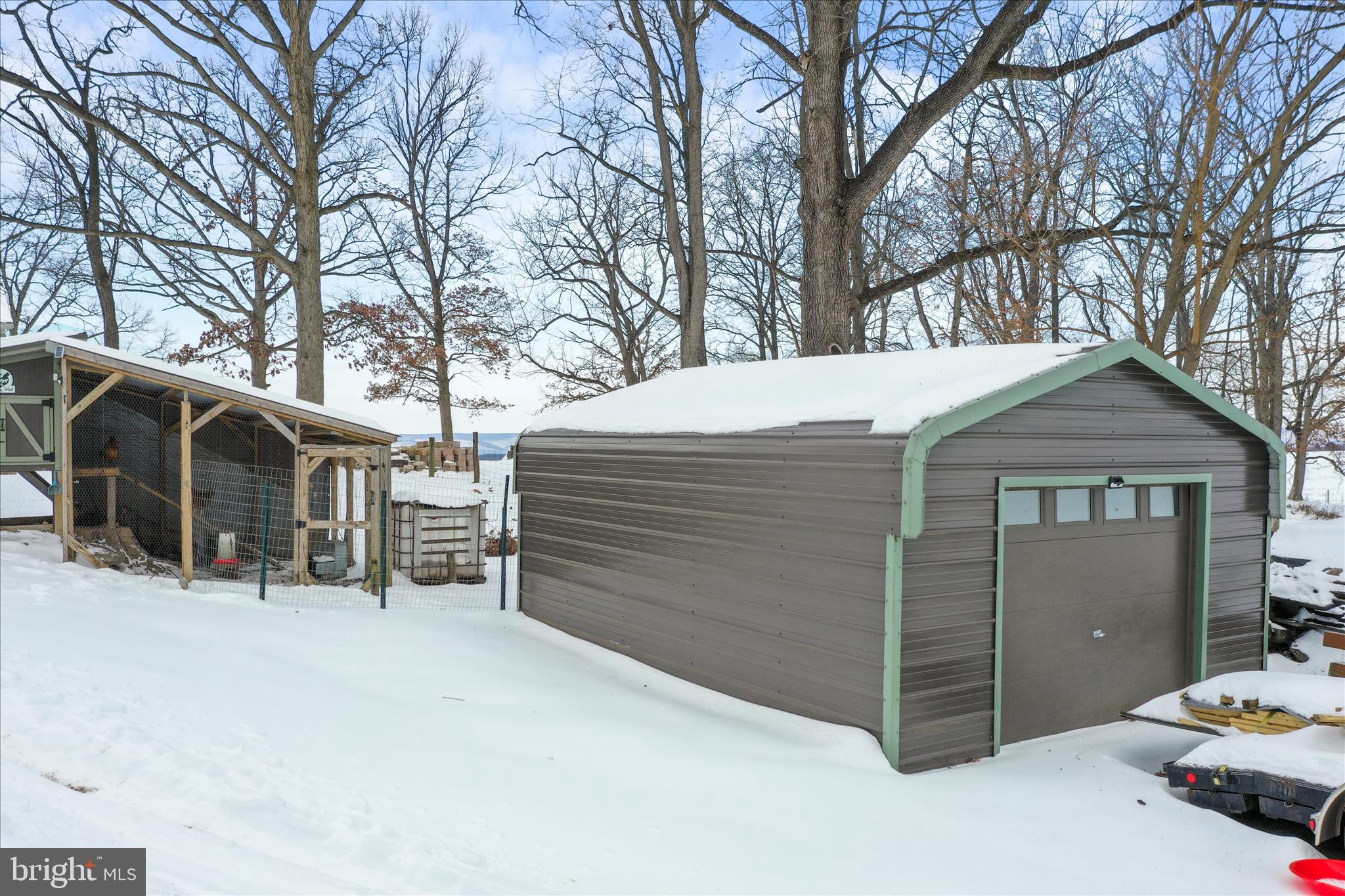 WALKER ROAD - Residential