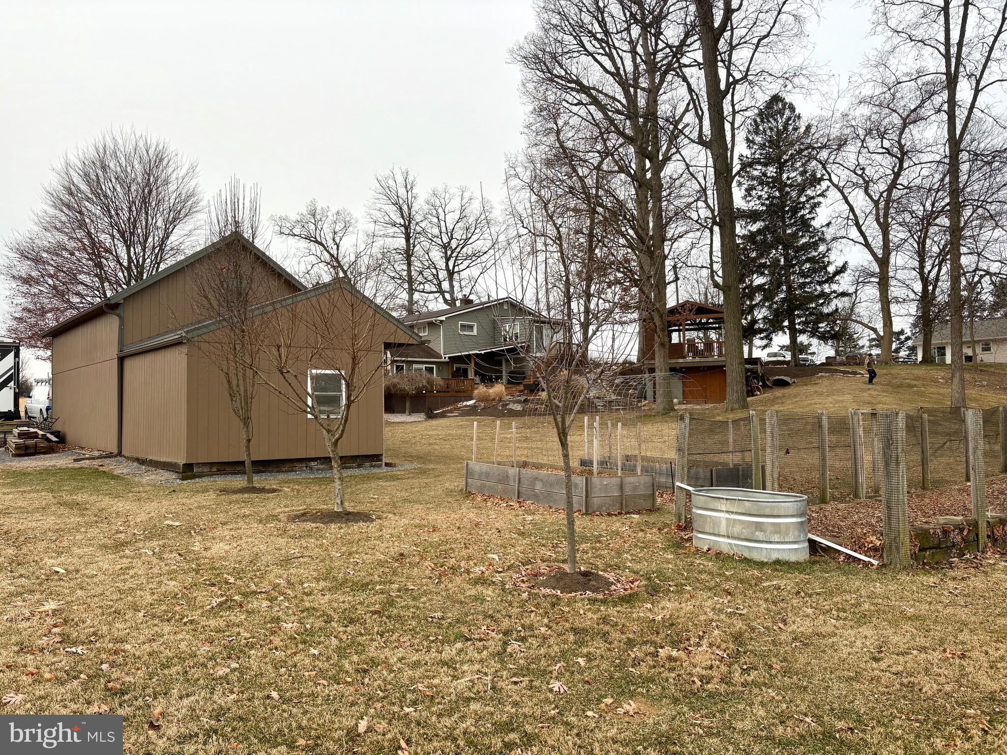 WALKER ROAD - Residential