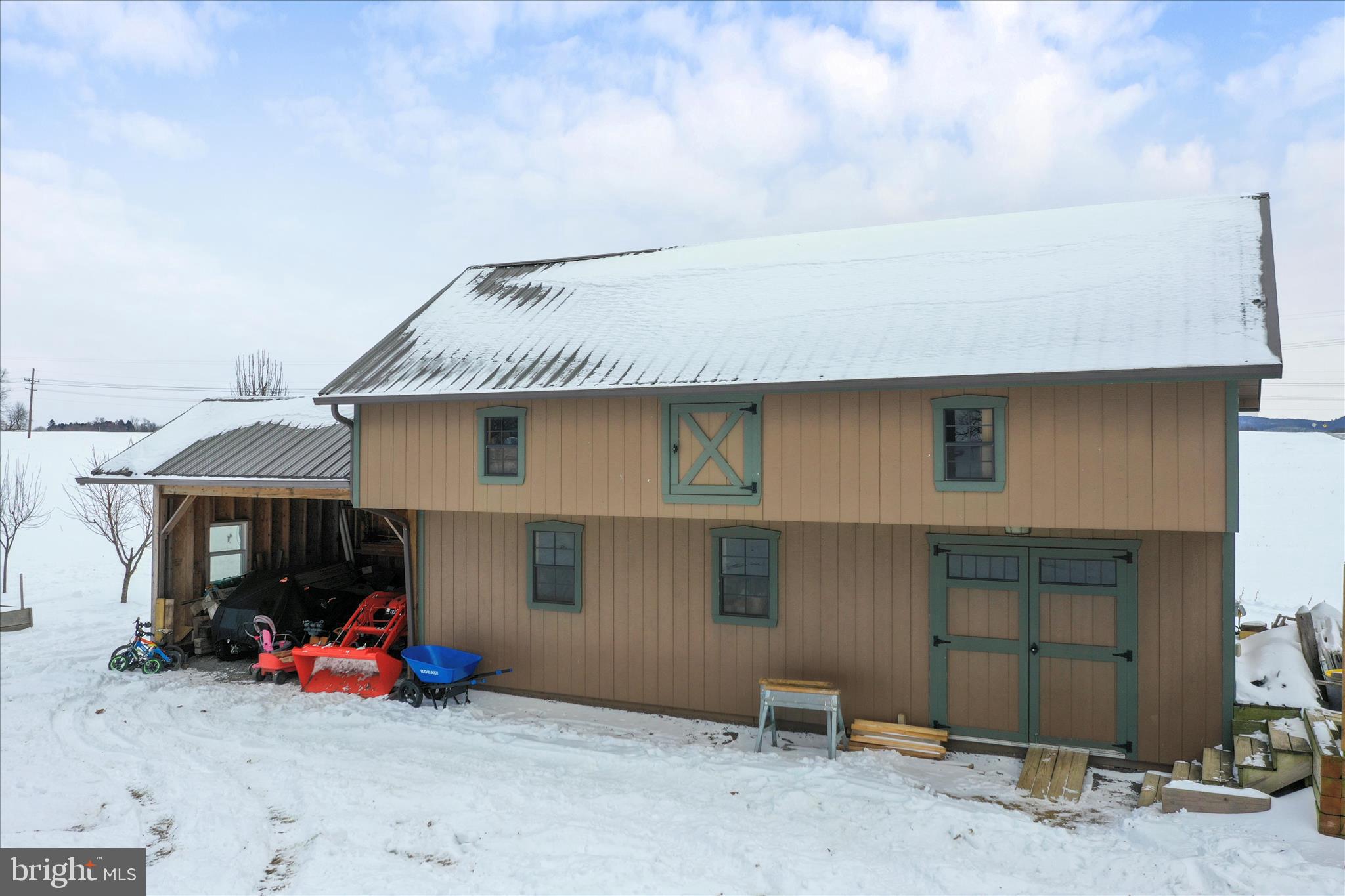WALKER ROAD - Residential