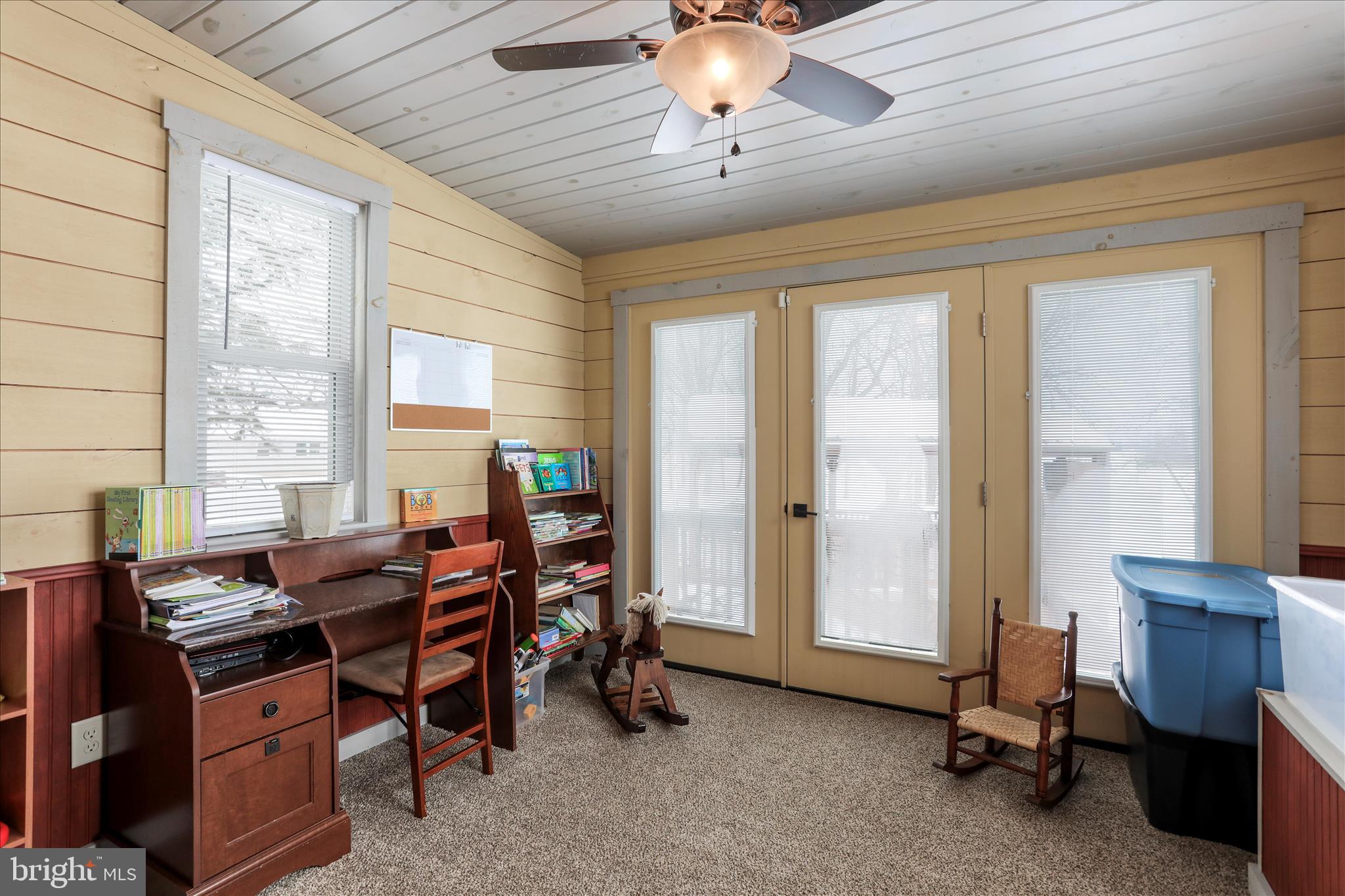 WALKER ROAD - Residential