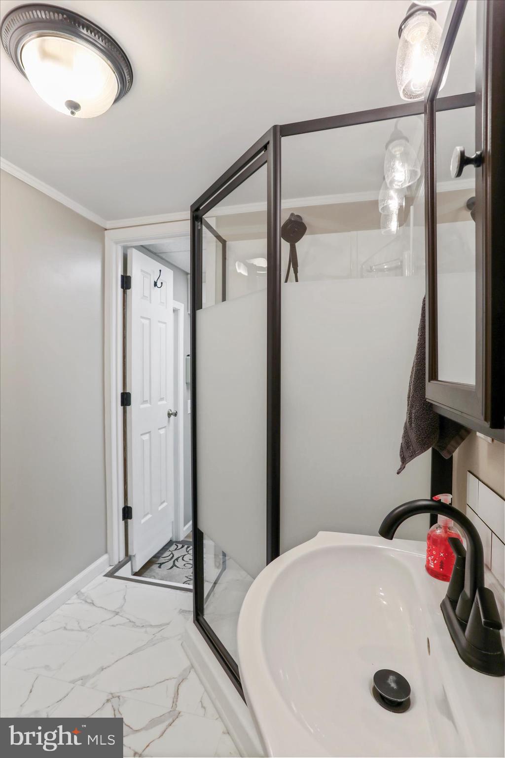 WALKER ROAD - Residential