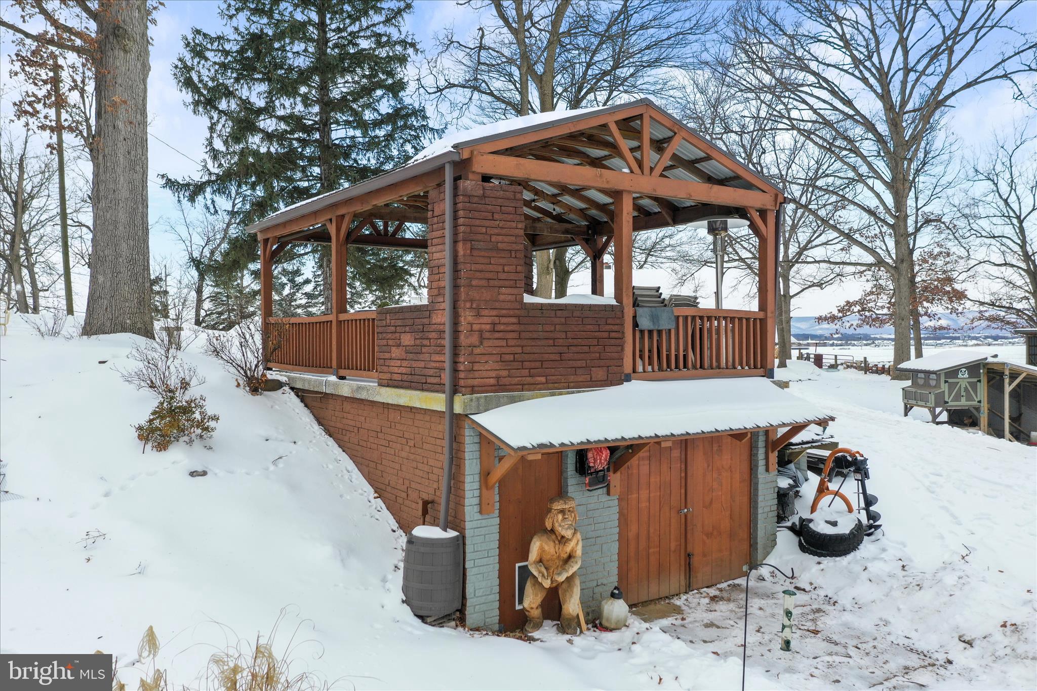 WALKER ROAD - Residential
