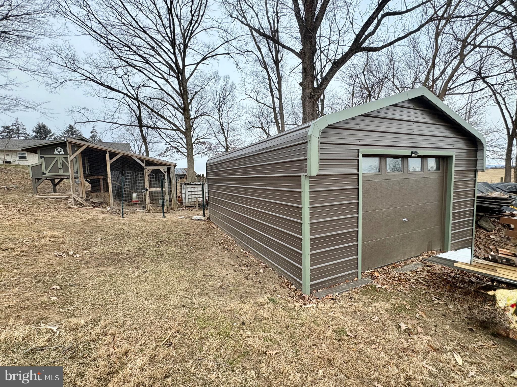 WALKER ROAD - Residential