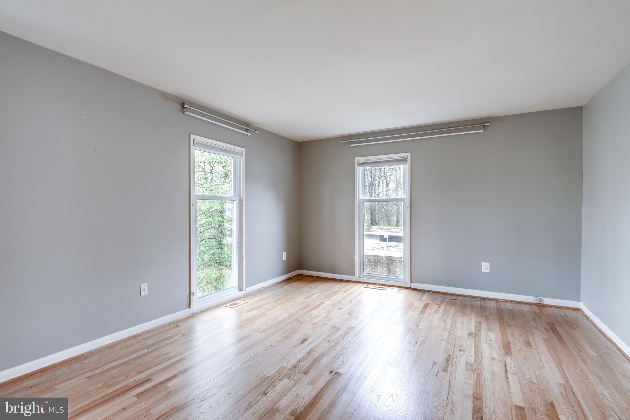 RESTON - Residential