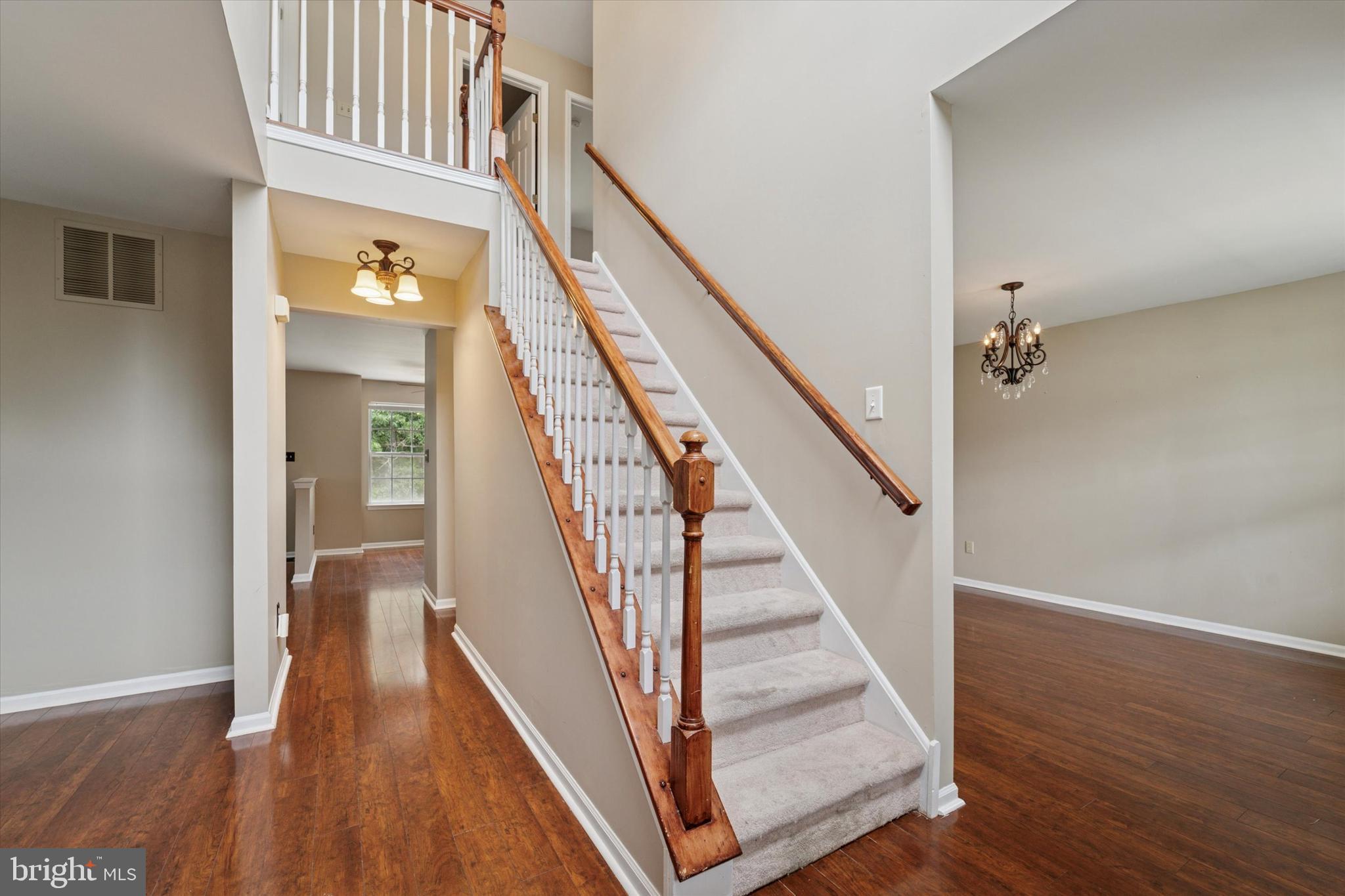 13 W ANNAPOLIS DRIVE