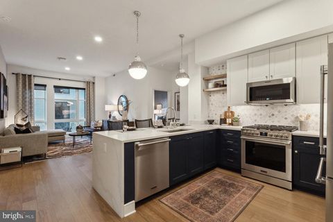 Photo of 8015 Old Georgetown Road, BETHESDA, MD 20814 (MLS # MDMC2165258)