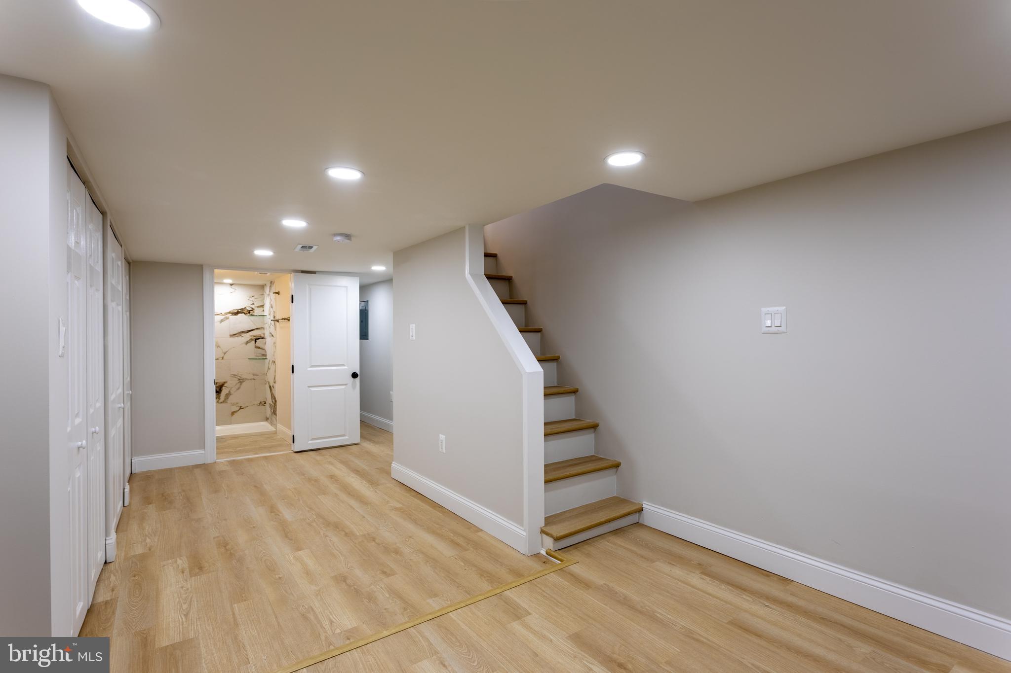 GREEKTOWN - Residential