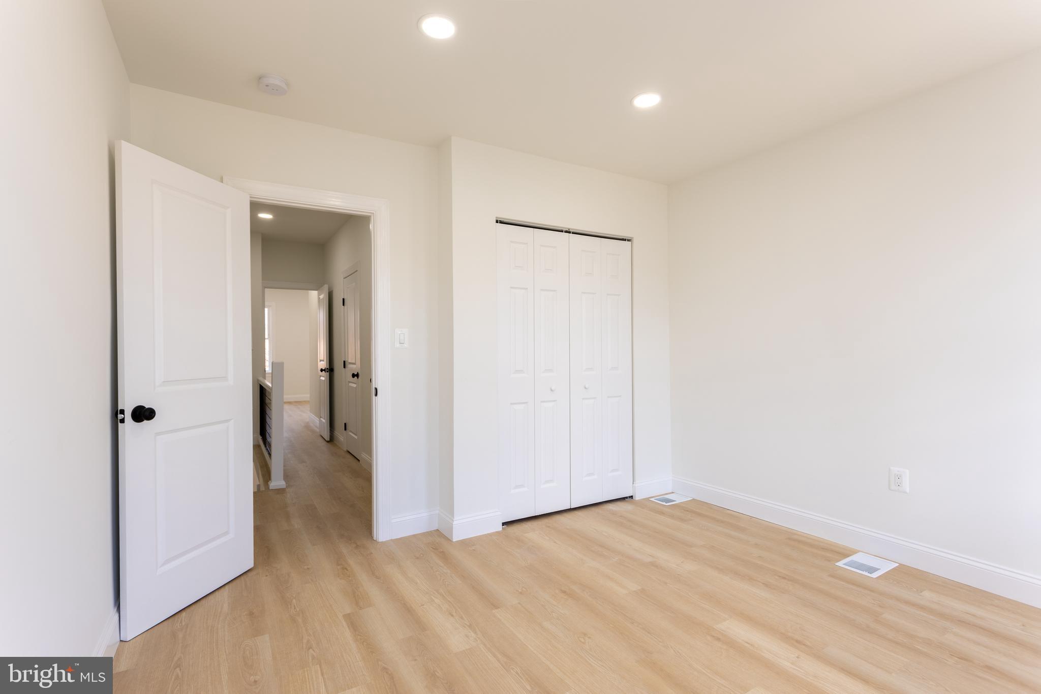 GREEKTOWN - Residential