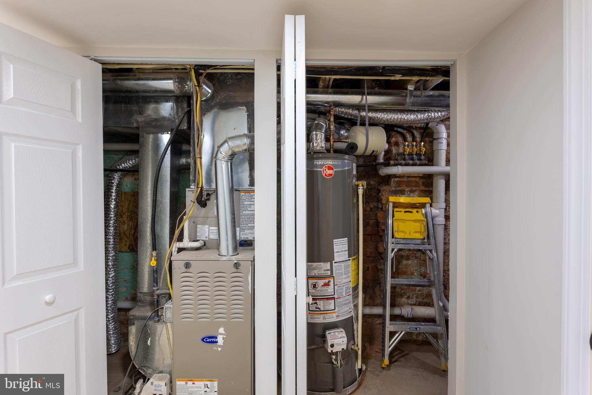 GREEKTOWN - Residential