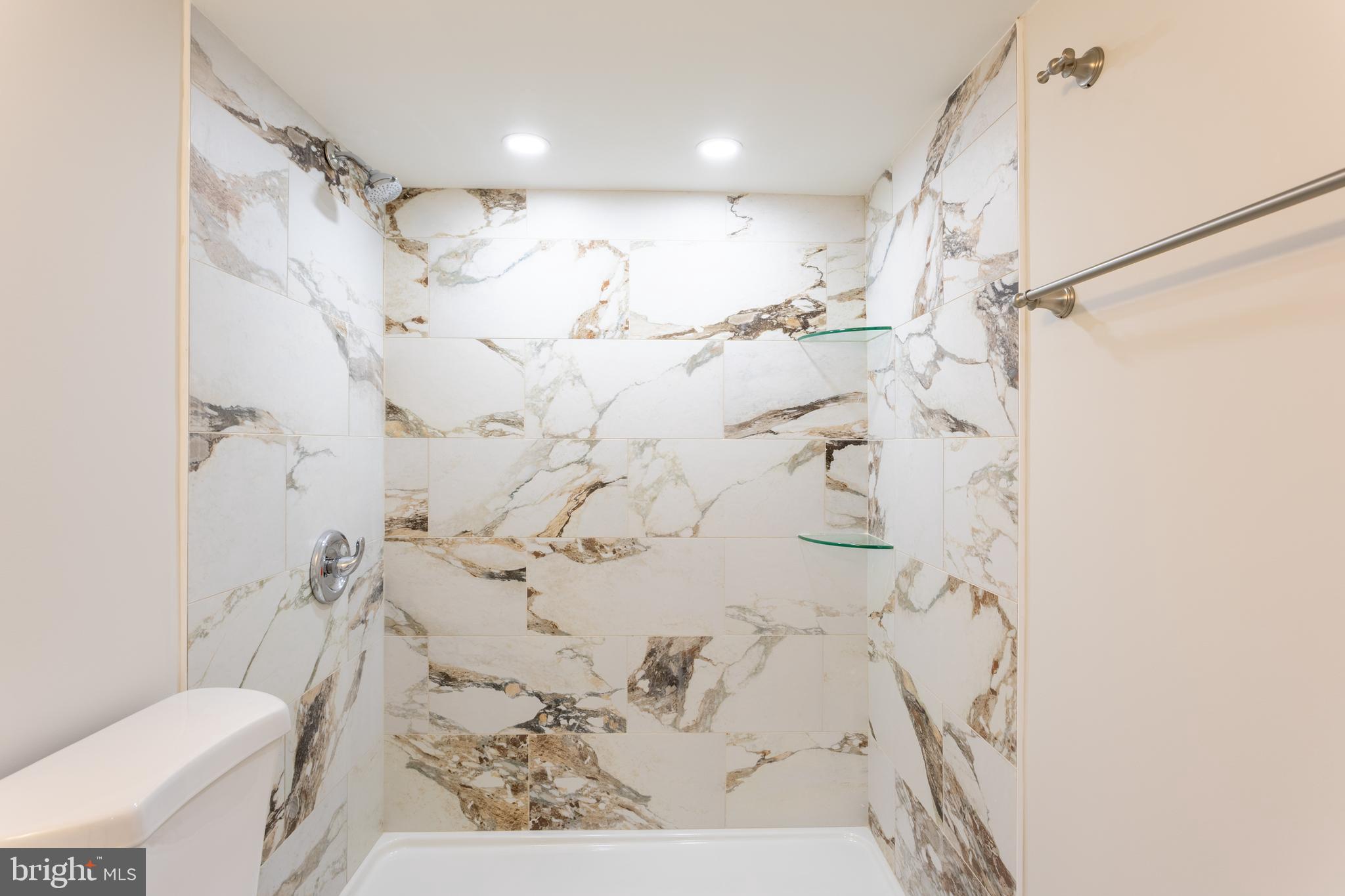 GREEKTOWN - Residential