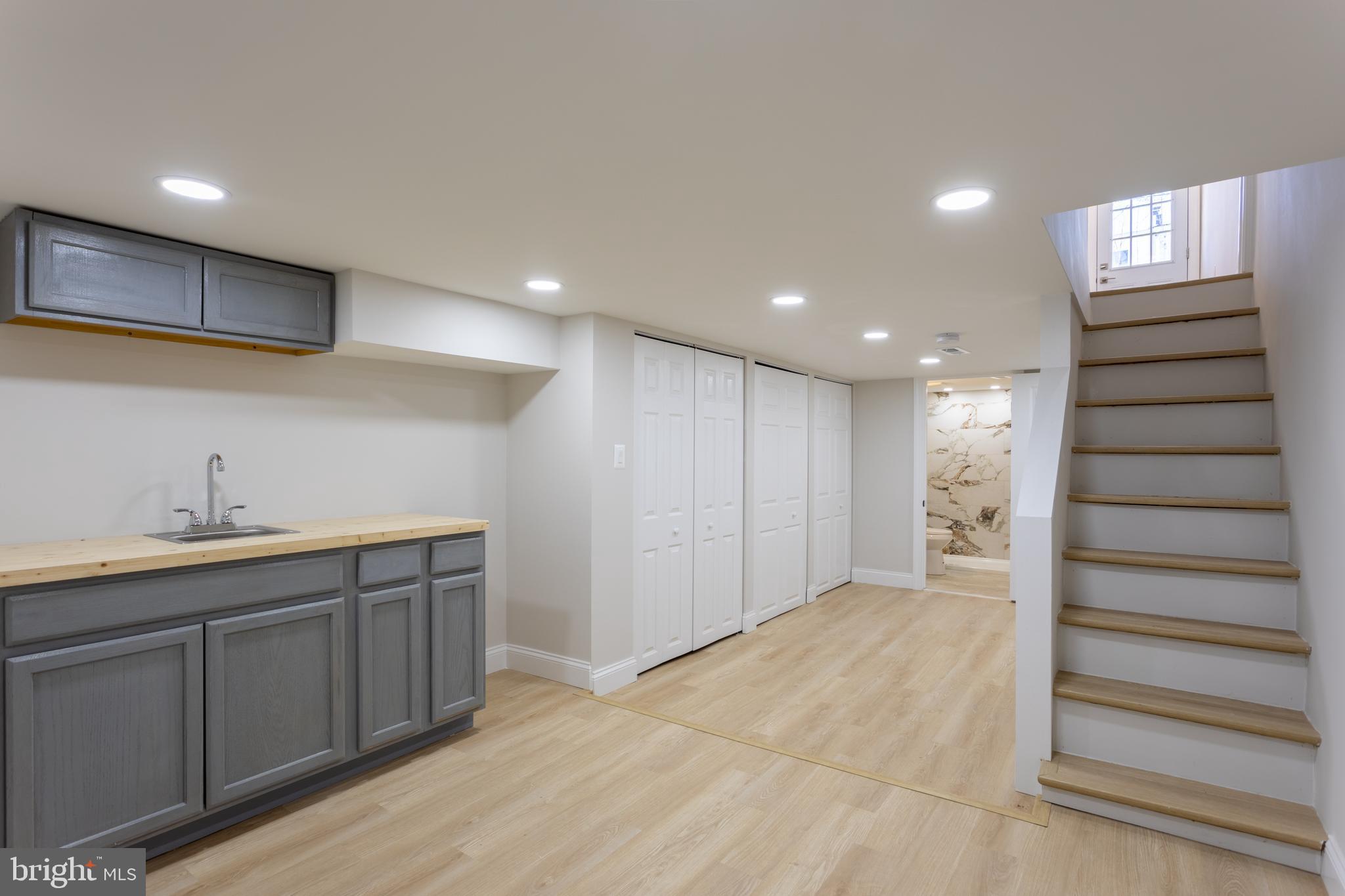 GREEKTOWN - Residential