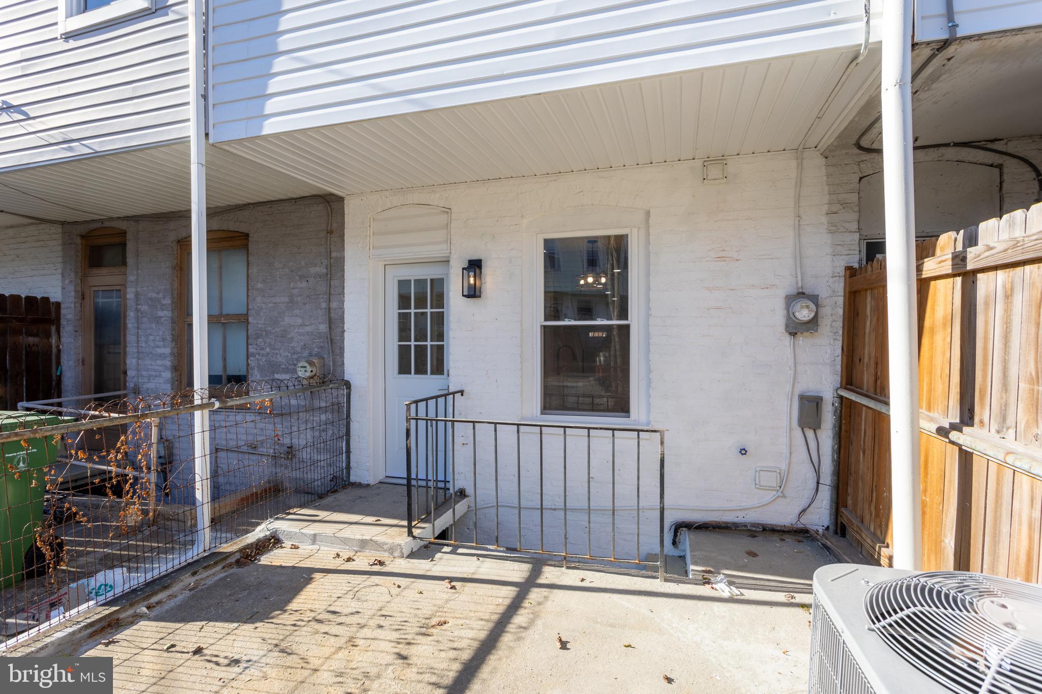 GREEKTOWN - Residential