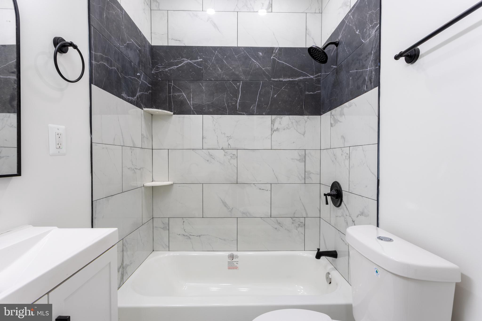 GREEKTOWN - Residential