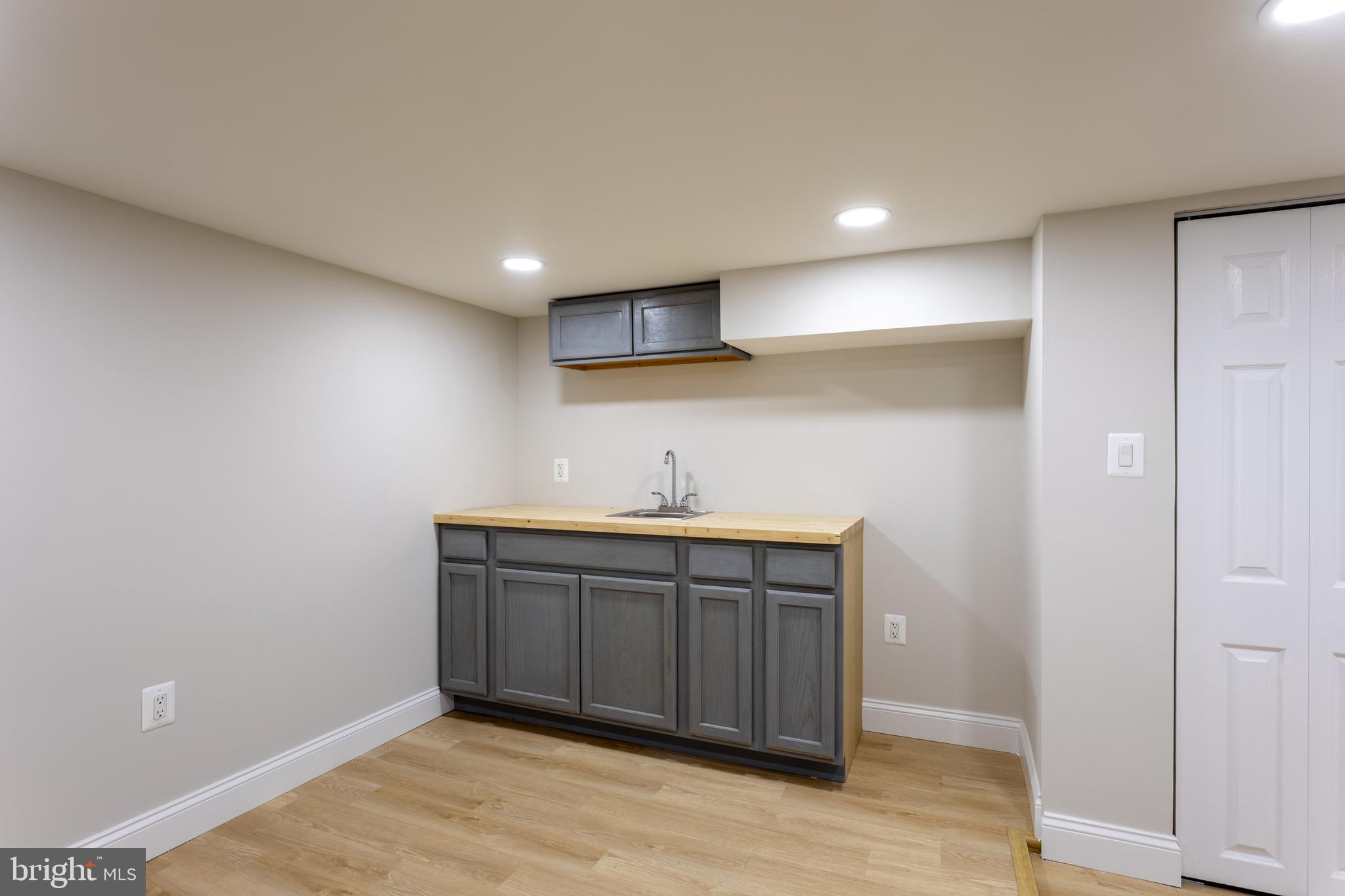 GREEKTOWN - Residential