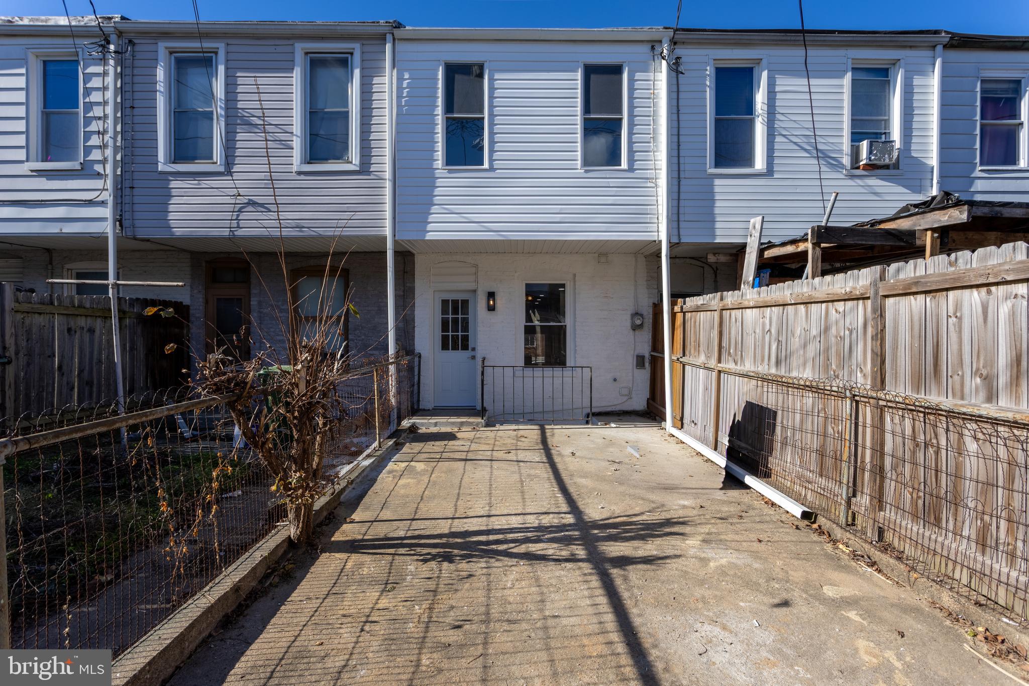 GREEKTOWN - Residential