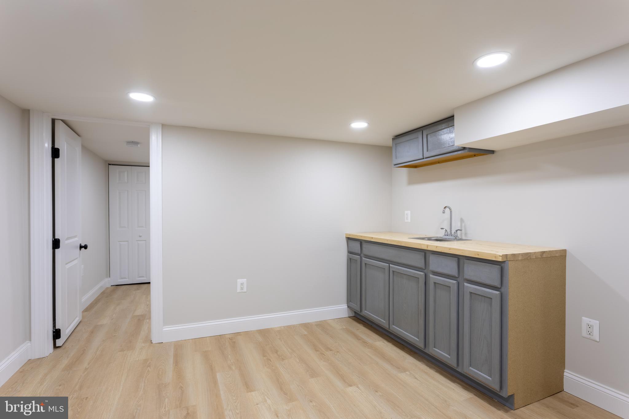 GREEKTOWN - Residential