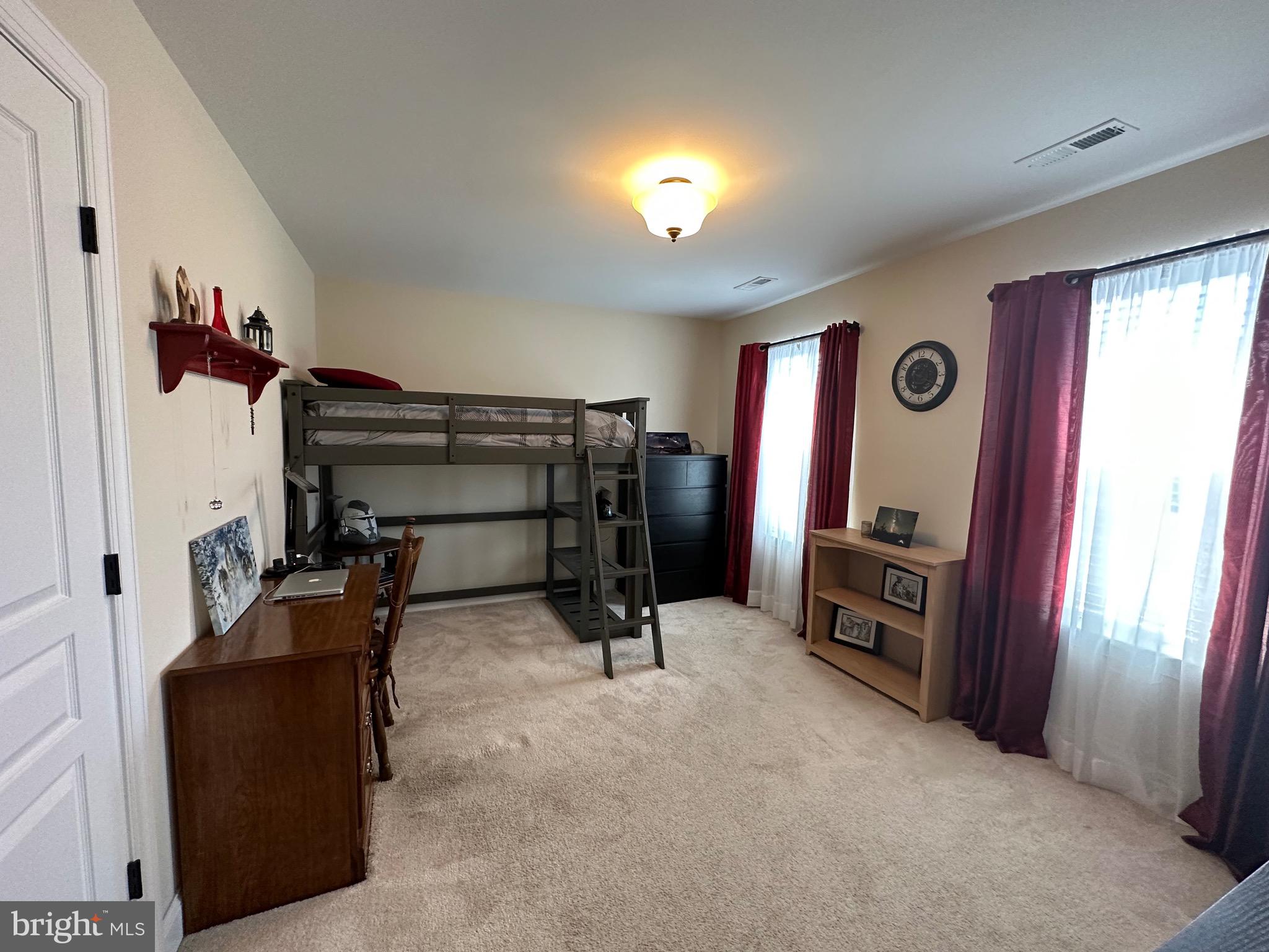 LAUREL PRESERVE - Residential