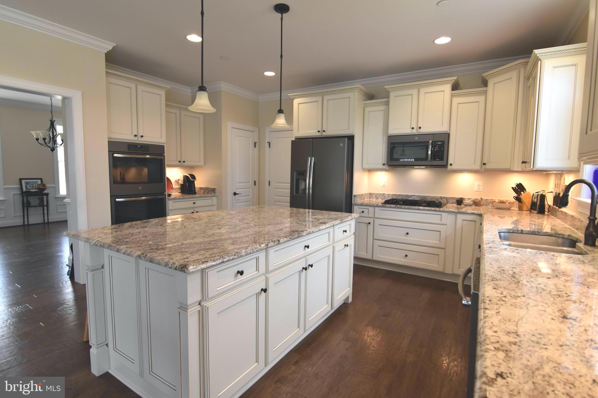 LAUREL PRESERVE - Residential