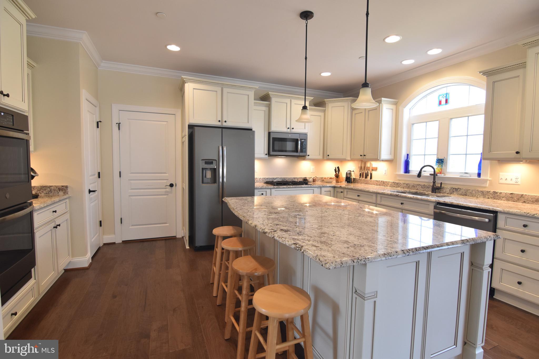 LAUREL PRESERVE - Residential