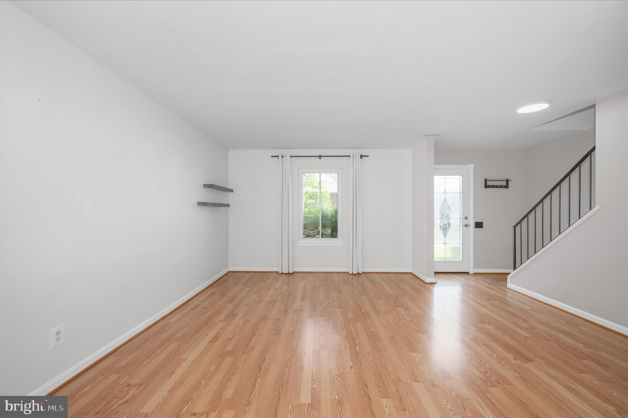 MARYLAND PLACE - Residential