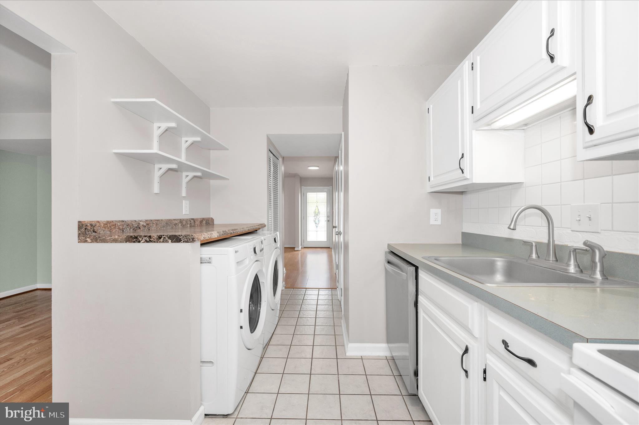 MARYLAND PLACE - Residential