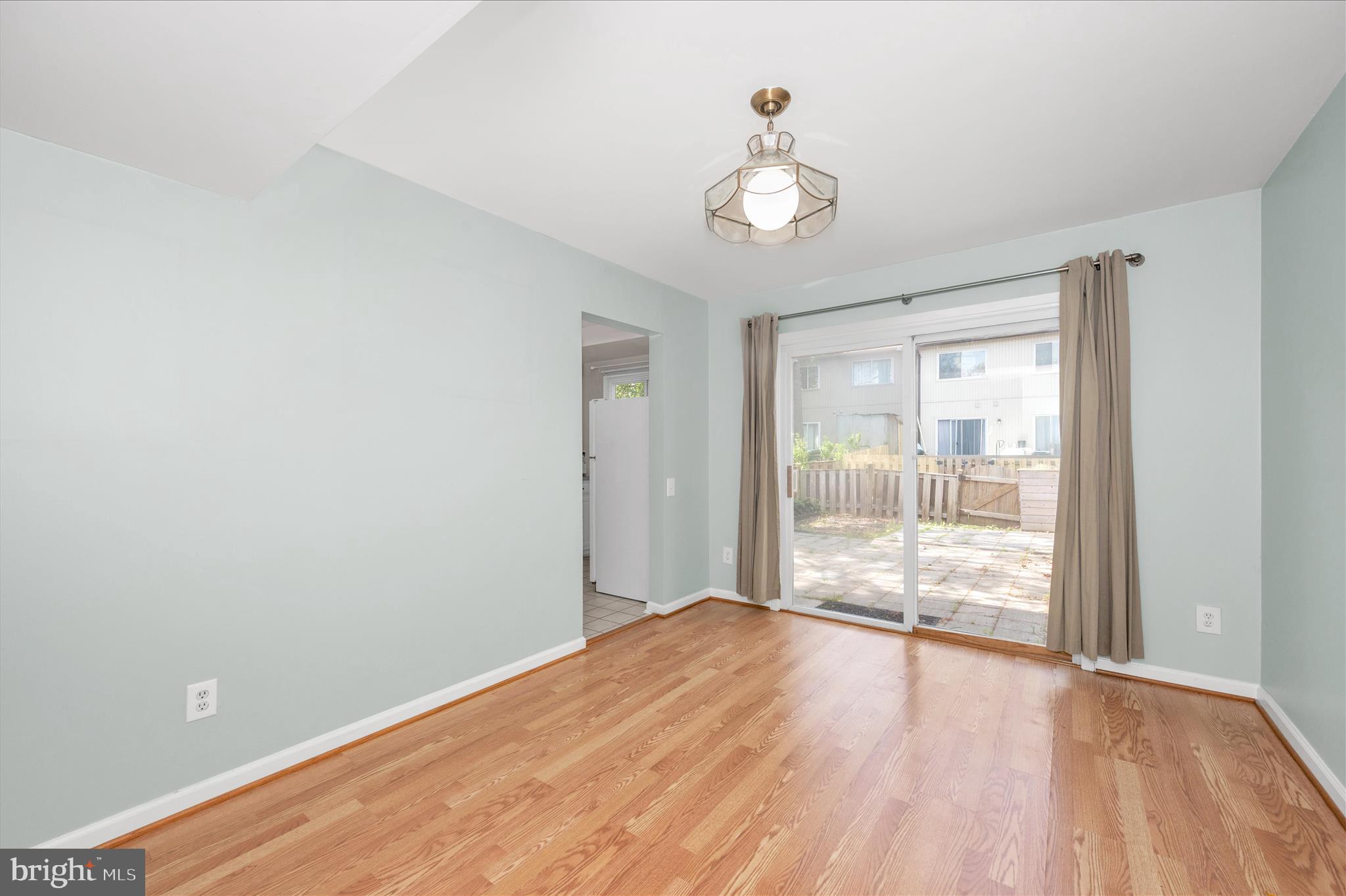 MARYLAND PLACE - Residential