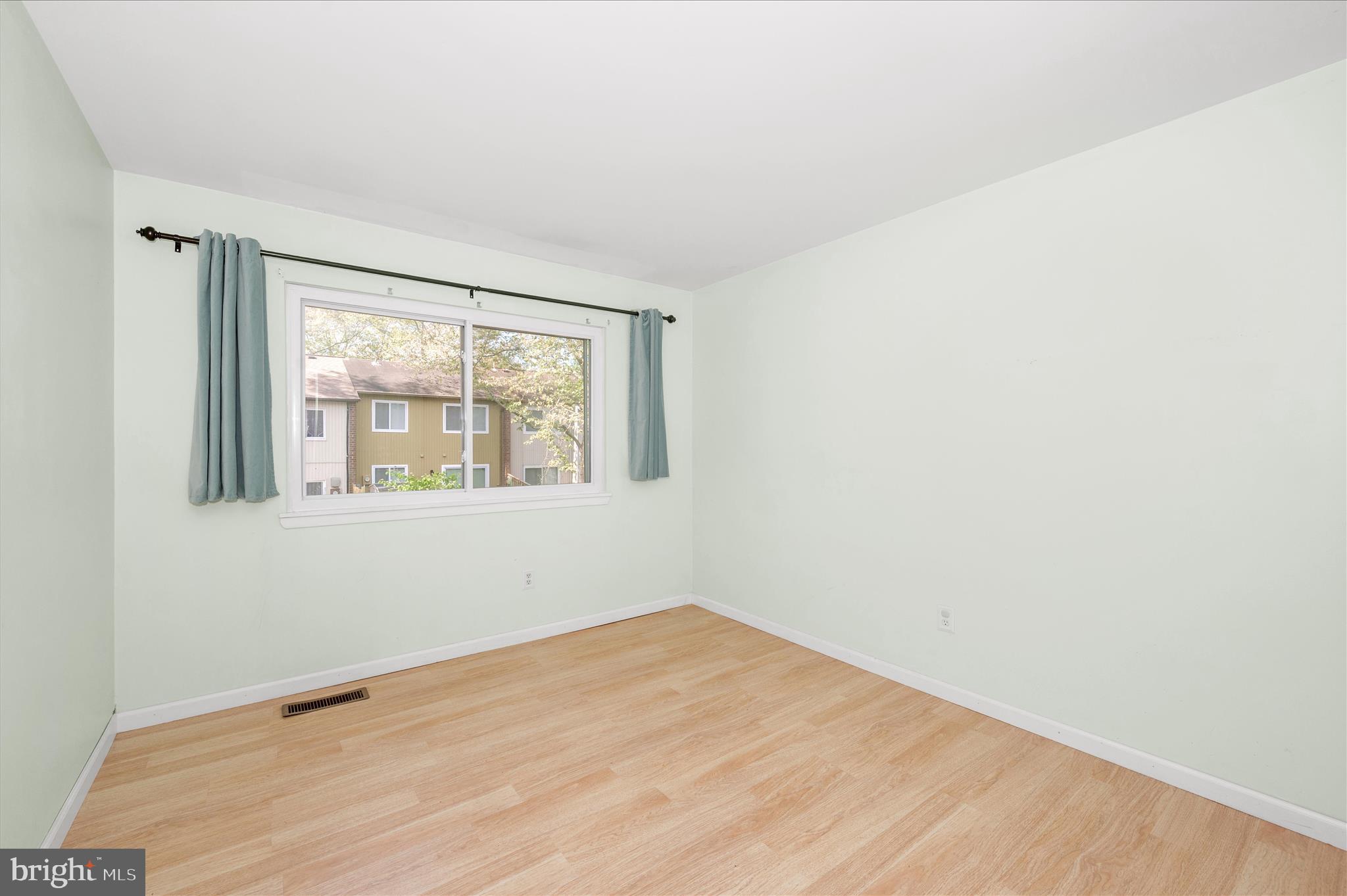 MARYLAND PLACE - Residential