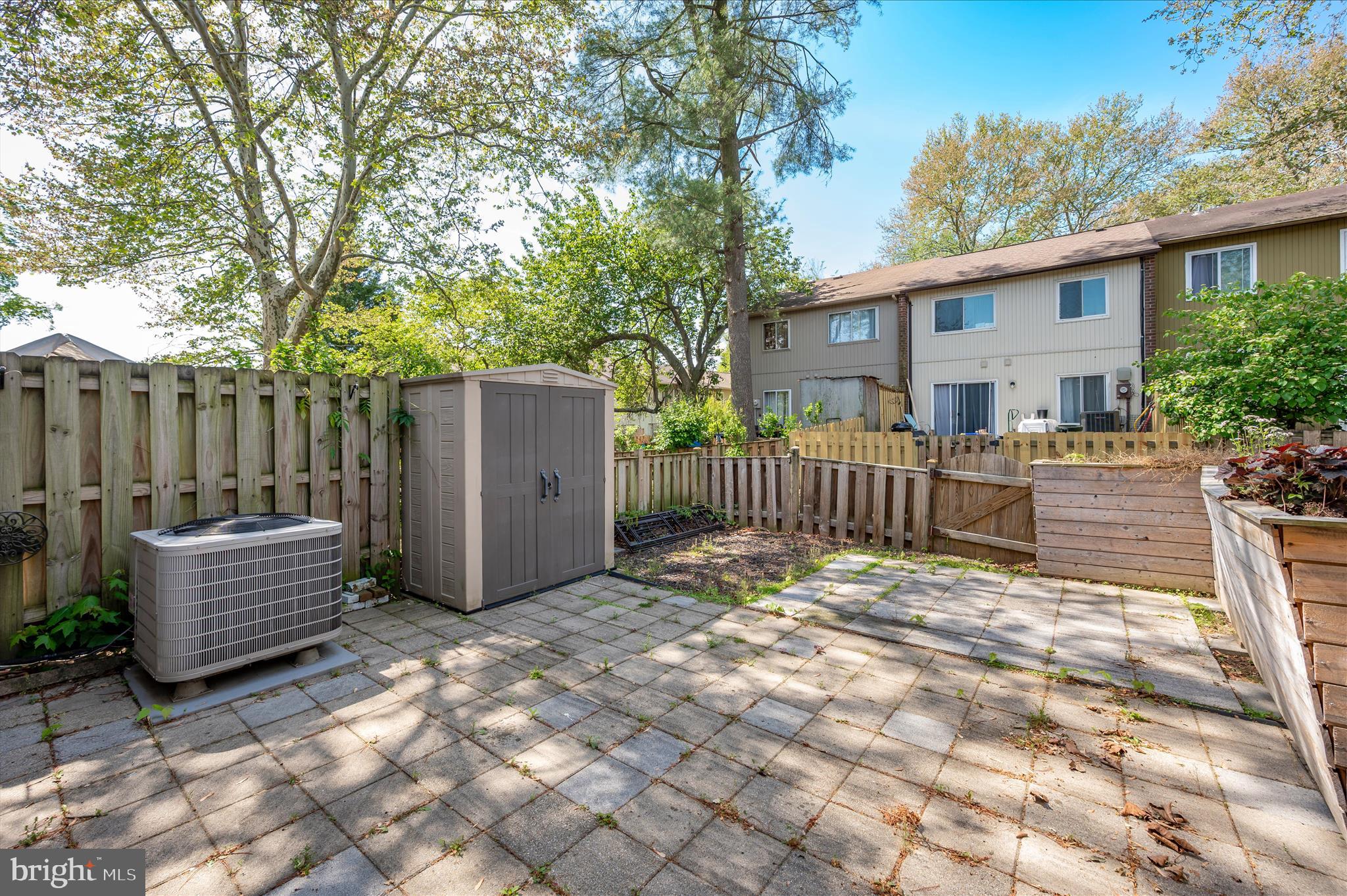 MARYLAND PLACE - Residential