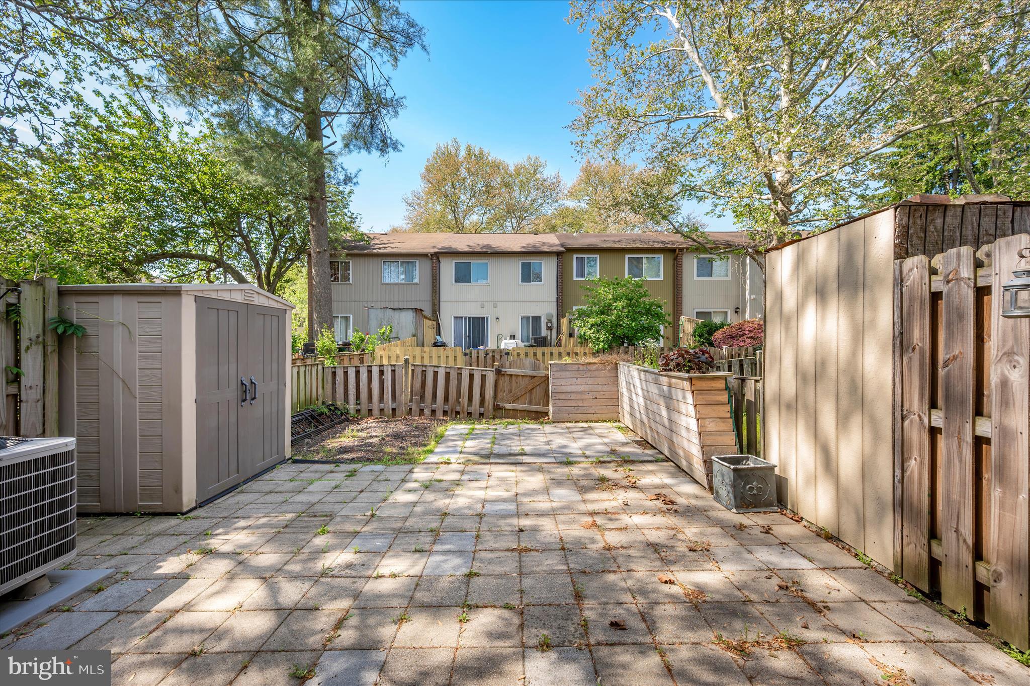 MARYLAND PLACE - Residential