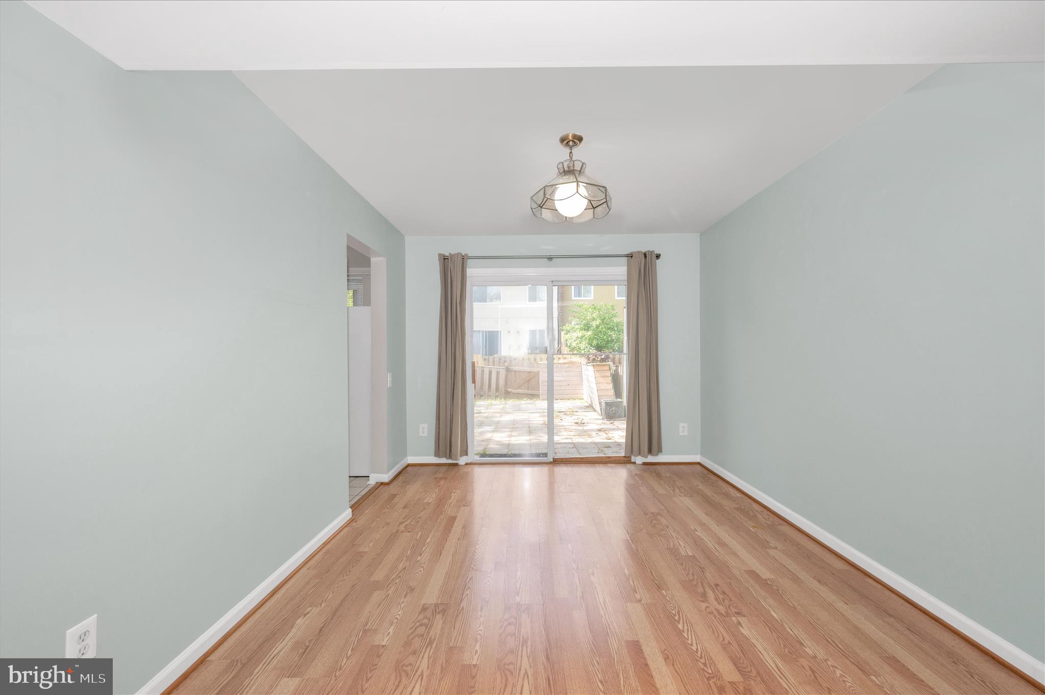MARYLAND PLACE - Residential
