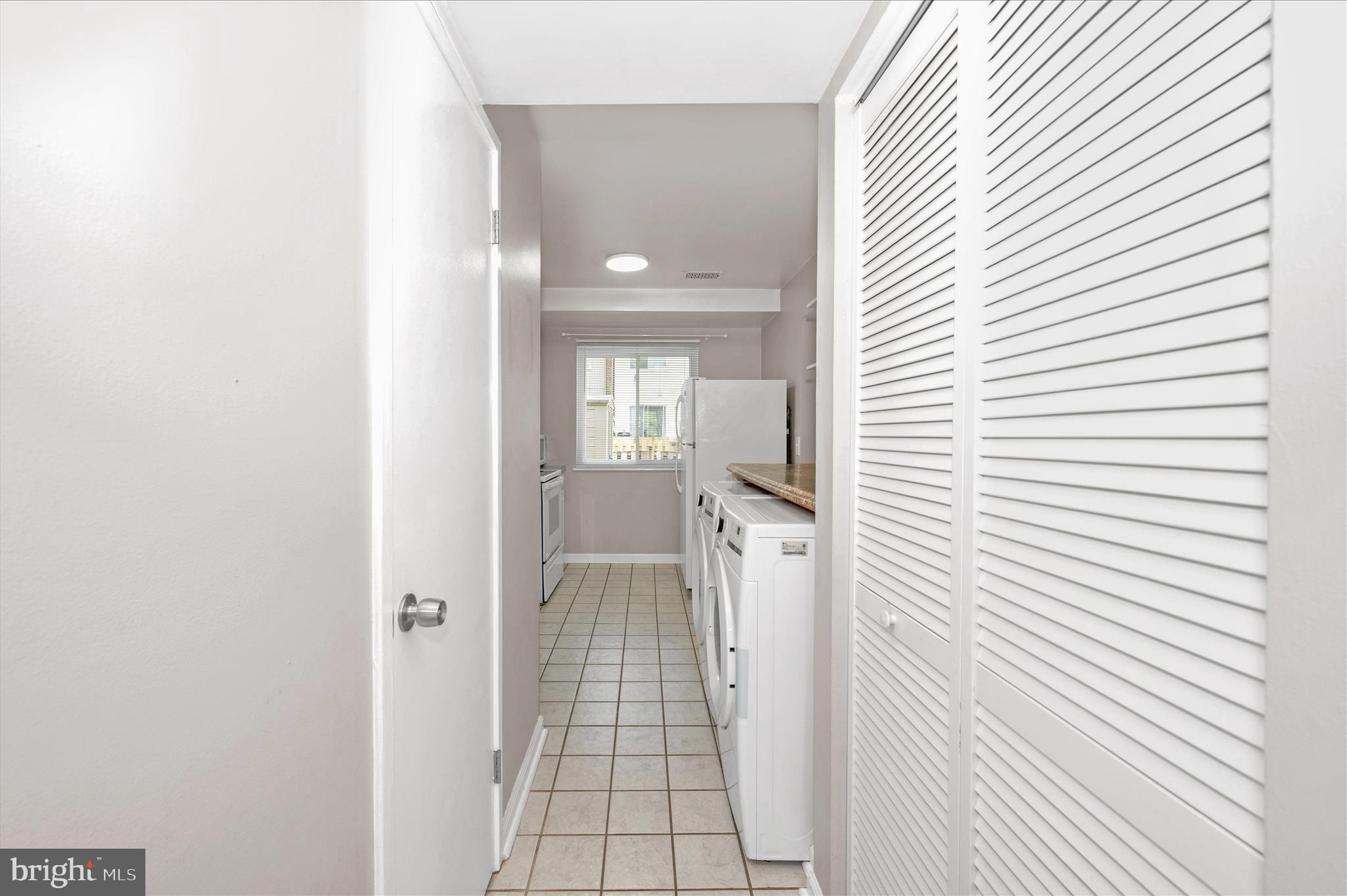 MARYLAND PLACE - Residential