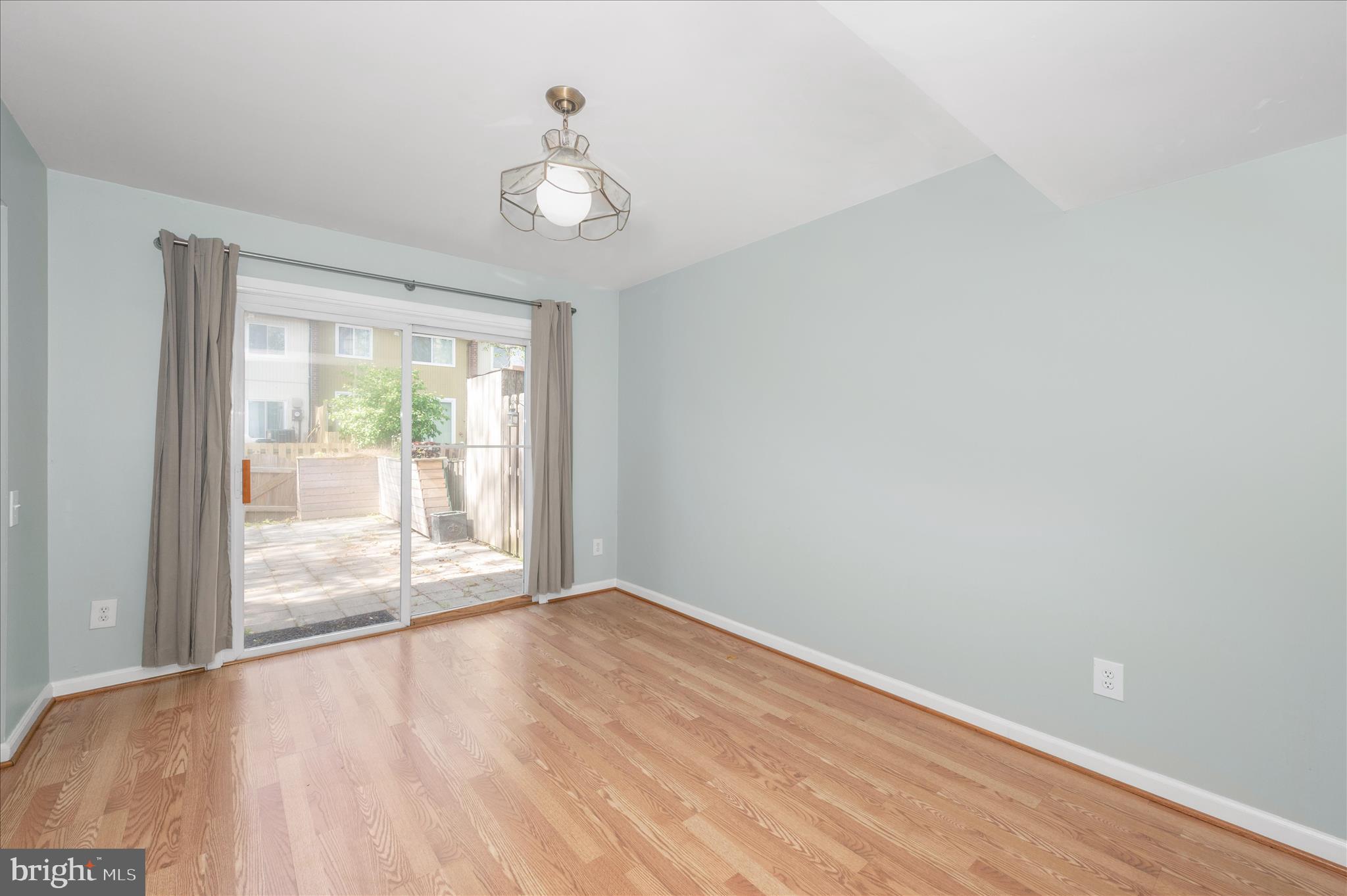 MARYLAND PLACE - Residential