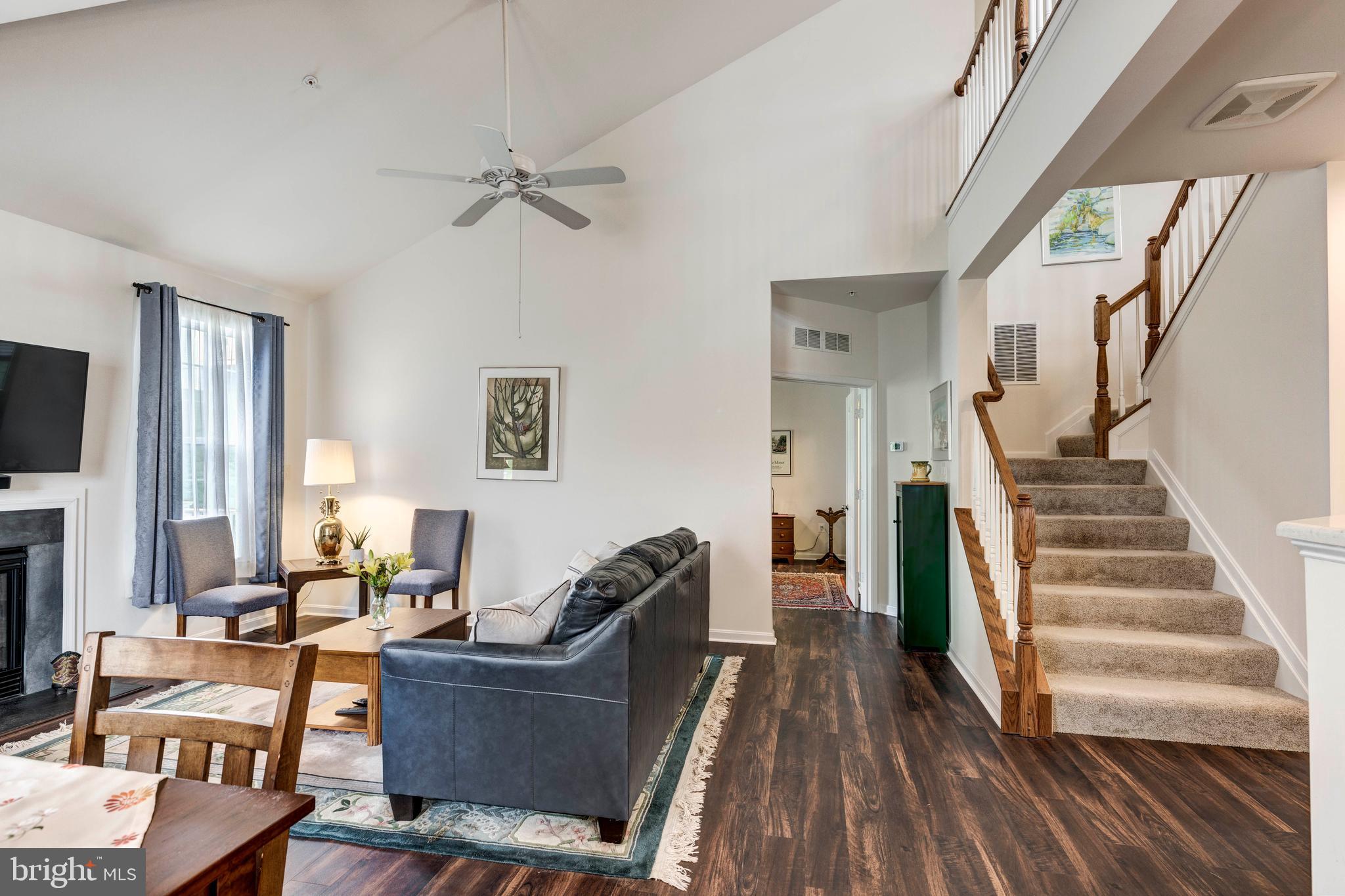 GREENVALE MEWS - Residential