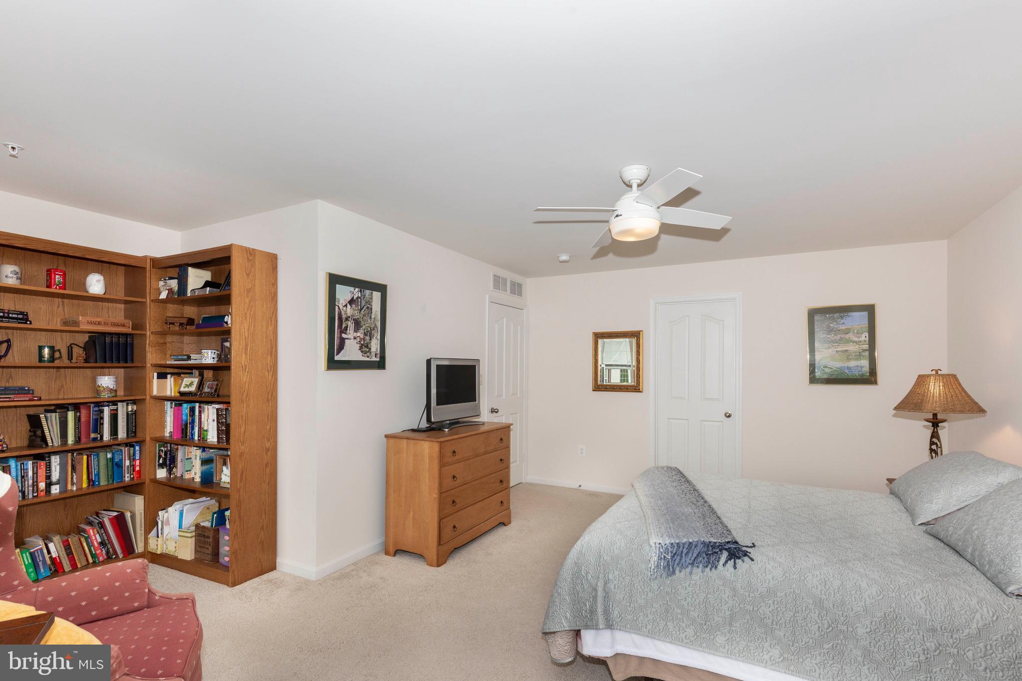 GREENVALE MEWS - Residential