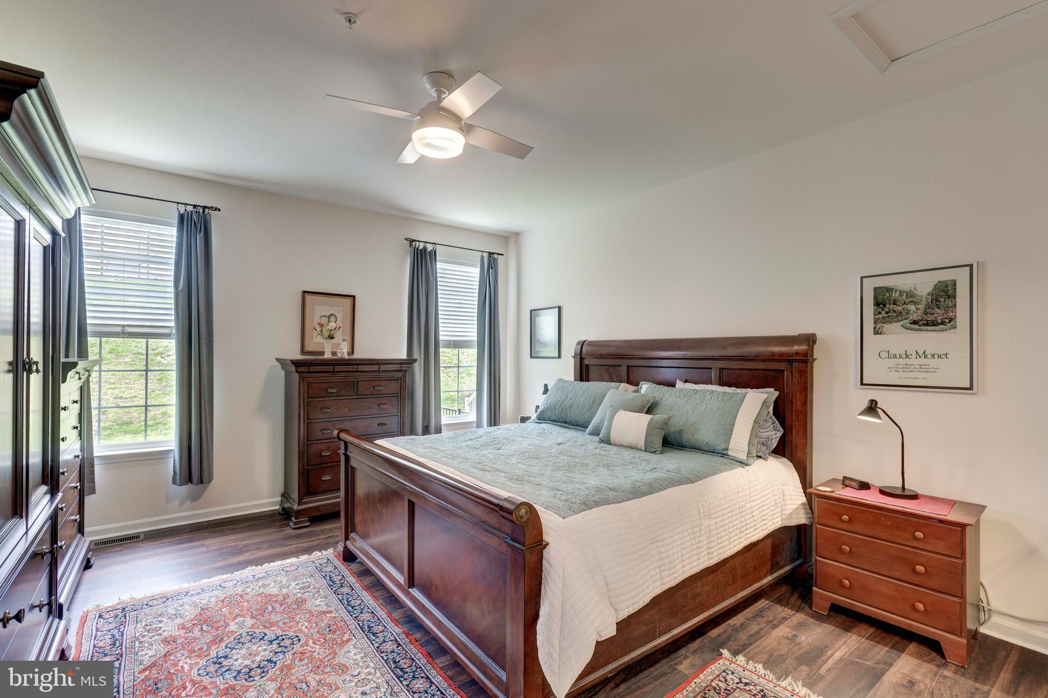 GREENVALE MEWS - Residential