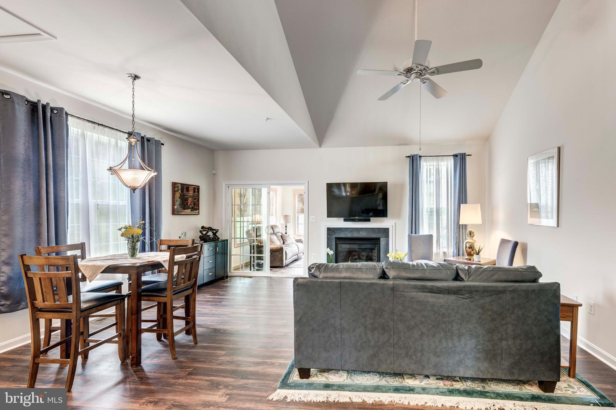 GREENVALE MEWS - Residential