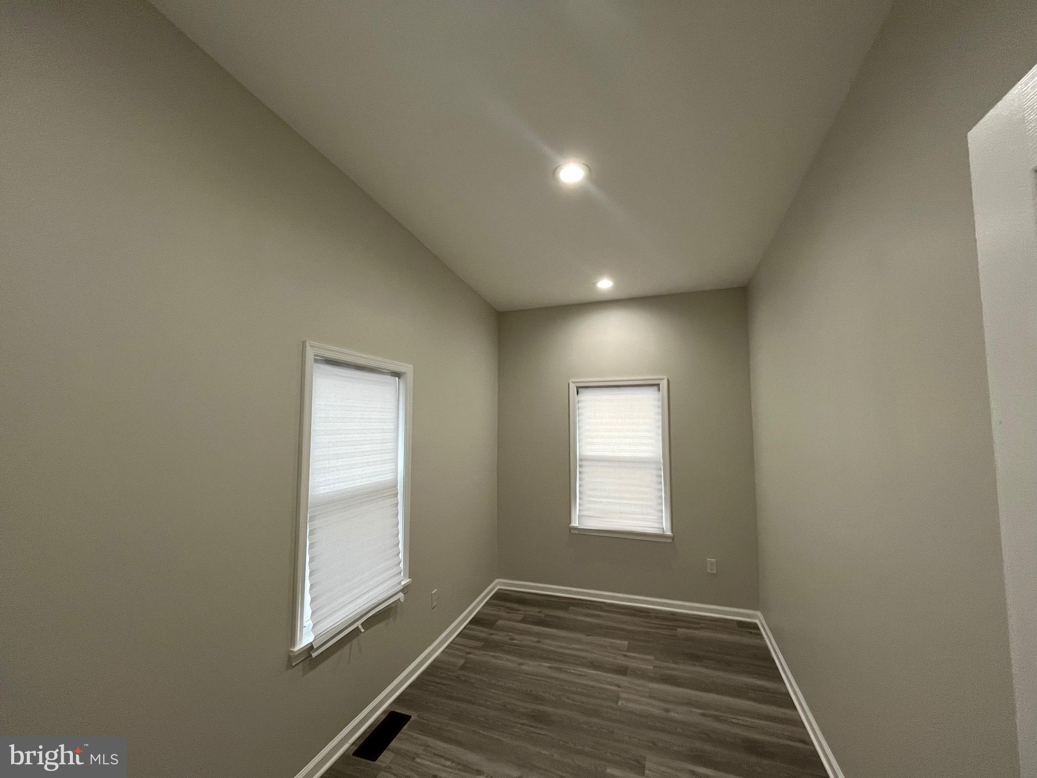 OLIVER - Residential