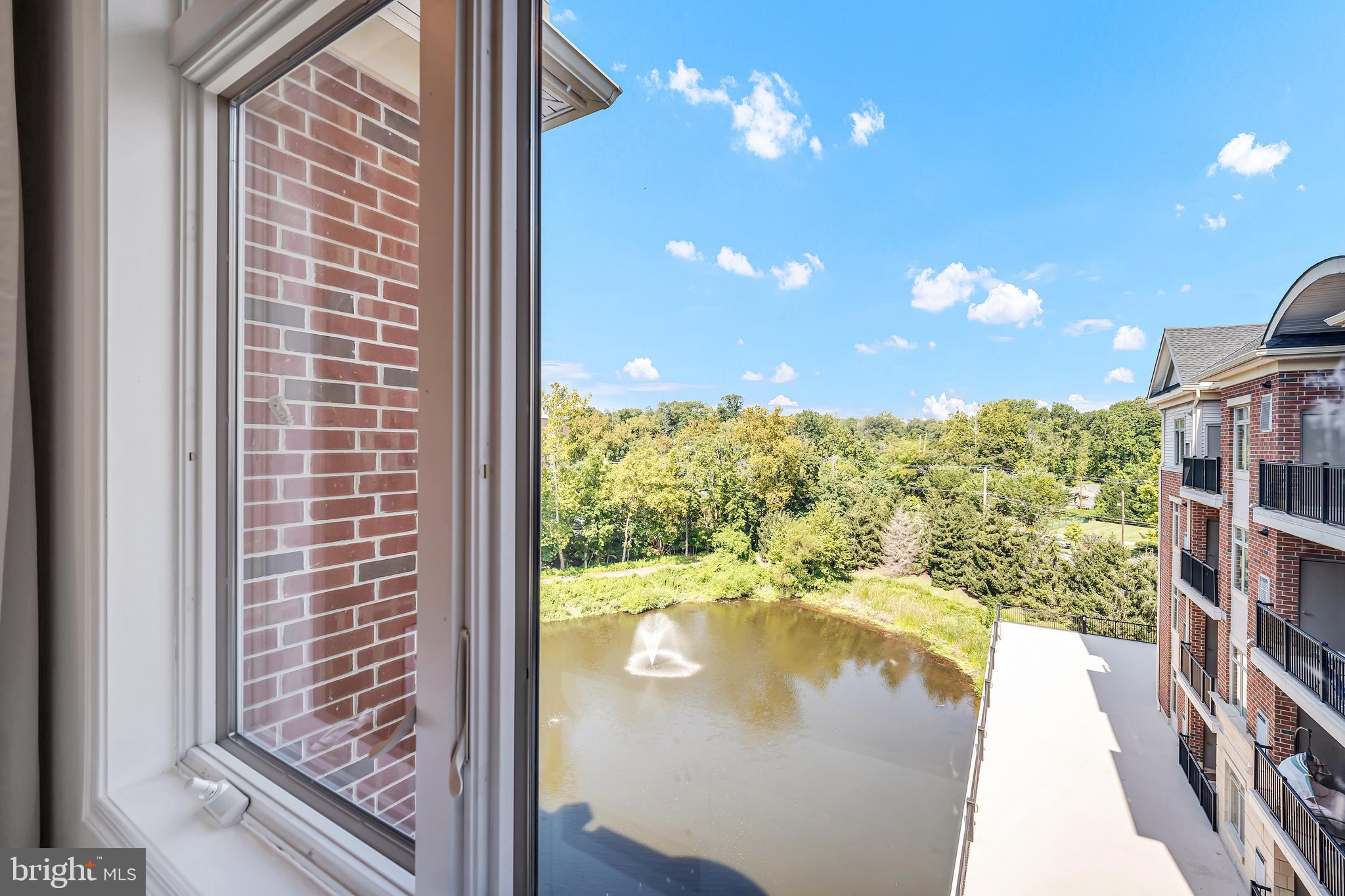 HUNTINGDON PLACE - Residential