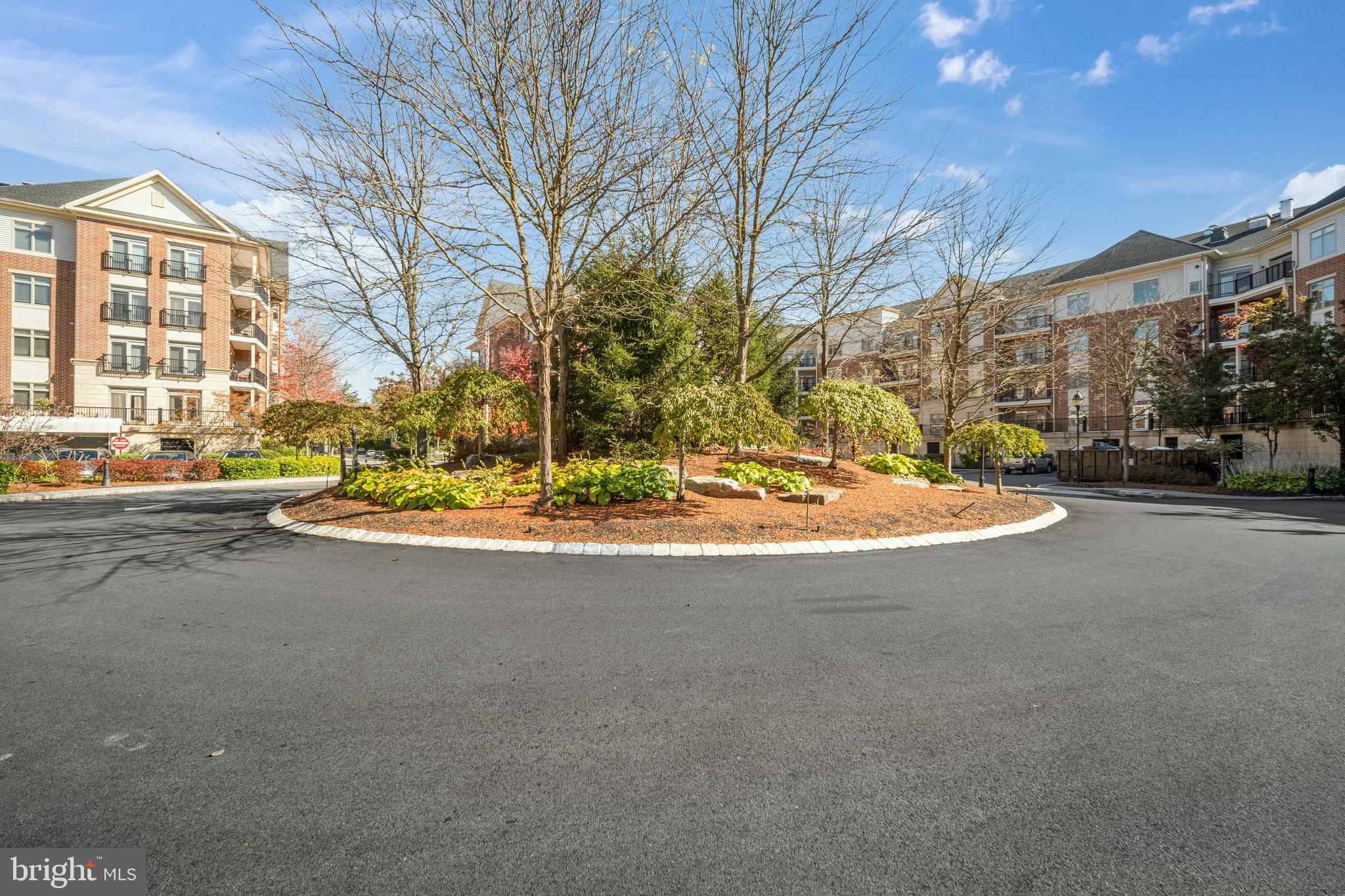 HUNTINGDON PLACE - Residential