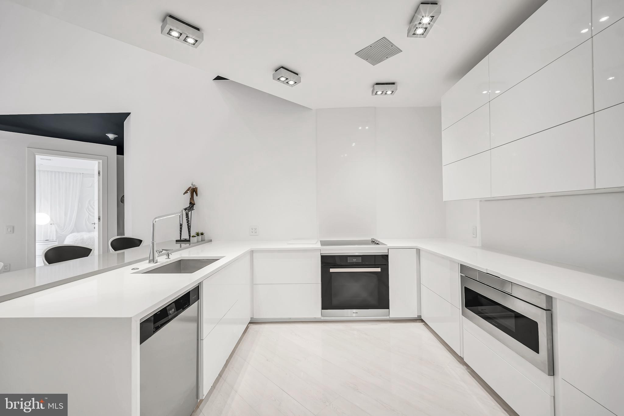 HUNTINGDON PLACE - Residential