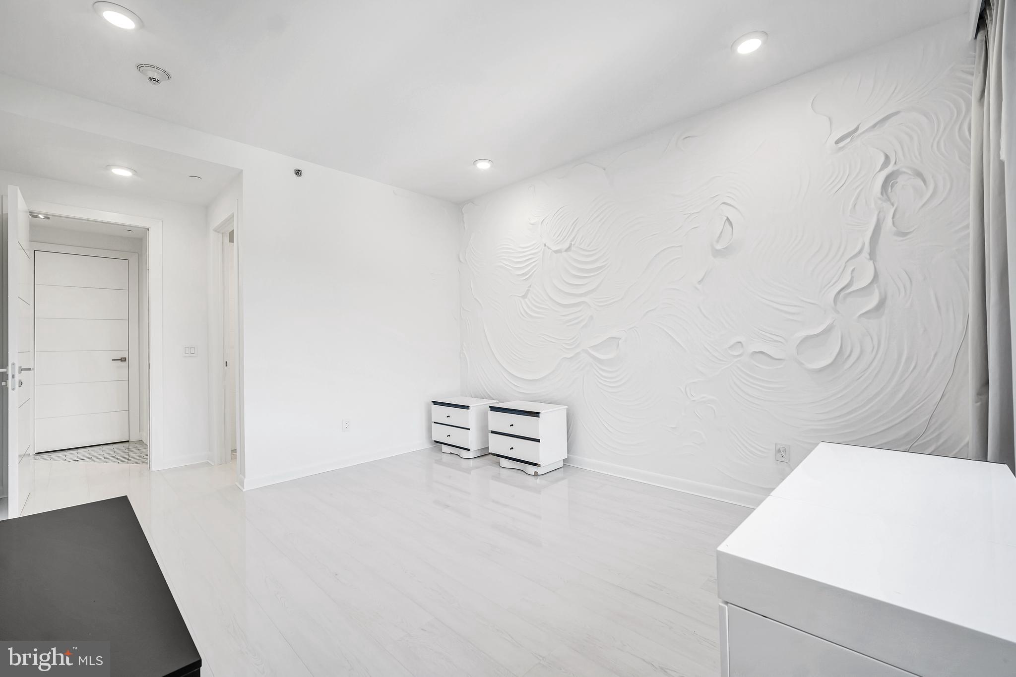 HUNTINGDON PLACE - Residential