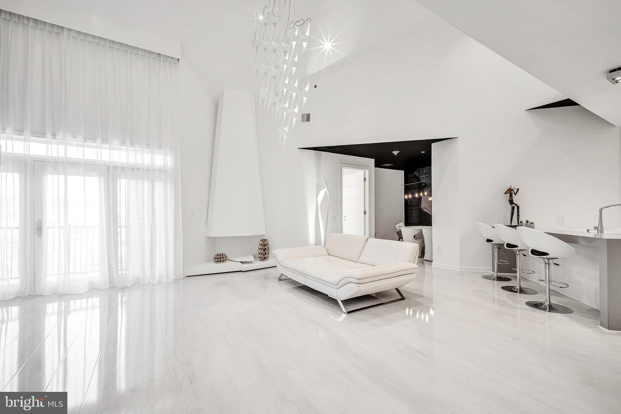 HUNTINGDON PLACE - Residential