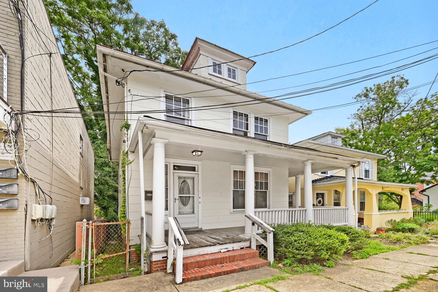 31 LAFAYETTE AVENUE