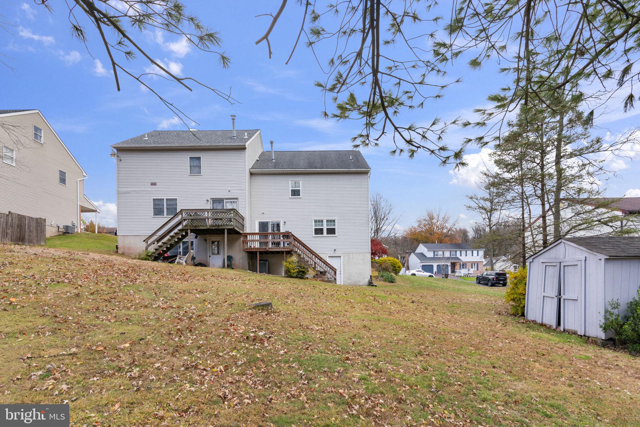 MAPLE SPRINGS - Residential