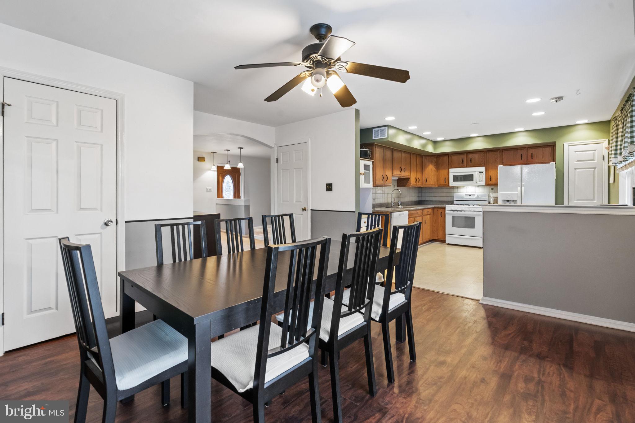 MAPLE SPRINGS - Residential